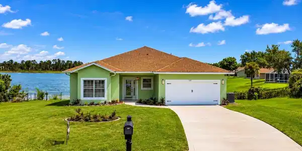 2122 DUMAS DRIVE