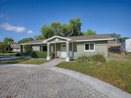 32601 LAKE EUSTIS