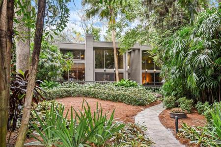 67 CYPRESS LANE