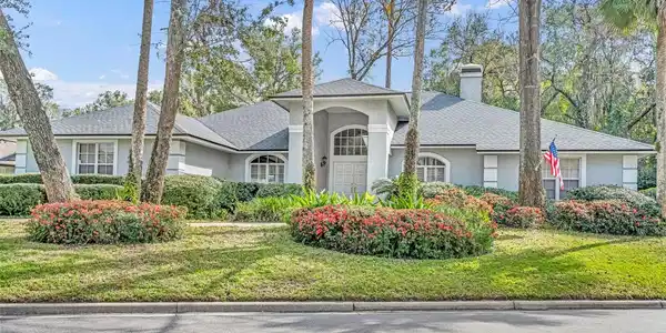 3811 WATERCREST DRIVE