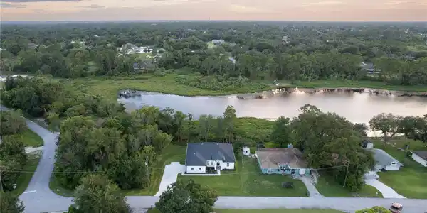 1989 MONTEREY DRIVE