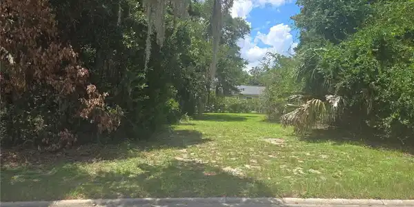29 CREEKSIDE DRIVE