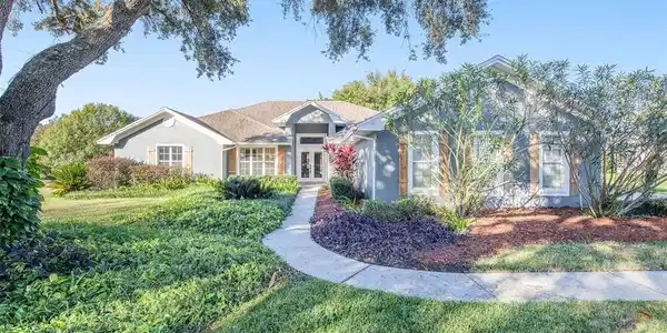 5637 EMERALD RIDGE