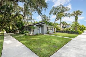 520 HILLCREST