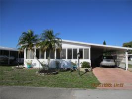 6719 CANTERBURY NE