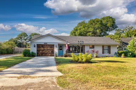 13936 DONOVAN LANE