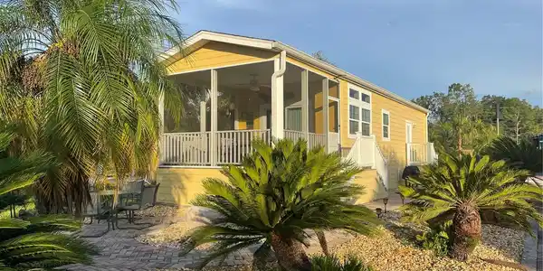 6942 AMANDA VISTA CIRCLE