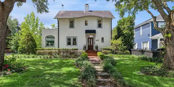 442 WOODLAND STREET