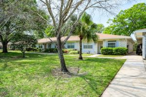 2238 LARK W