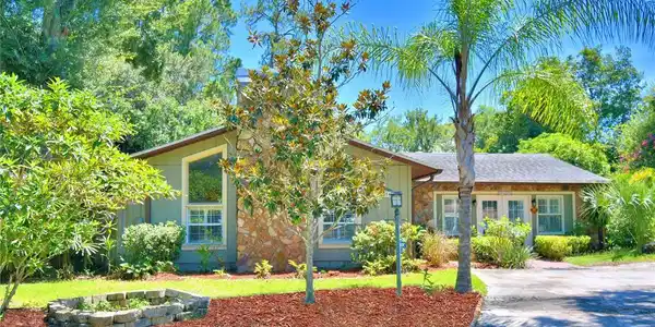 1536 FOXRIDGE SW
