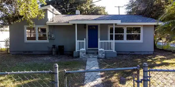 2232 AVENUE A NW