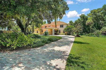627 YORKTOWN DRIVE