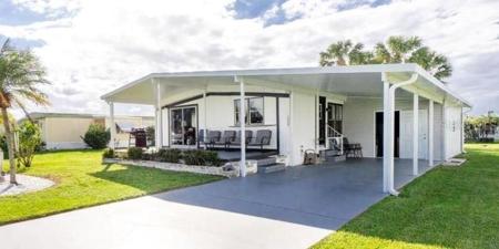 1520 BLUE HERON DRIVE