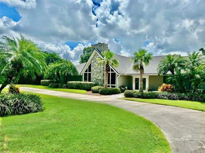 514 HILLSIDE DRIVE
