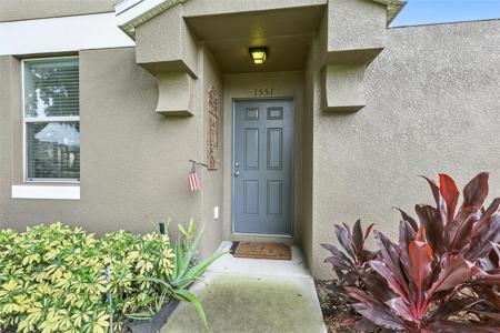 1551 SCARLET OAK LOOP