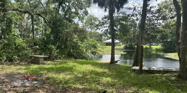 1135 N JACKADEE POINT