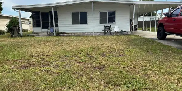 1109 NASSAU CIRCLE