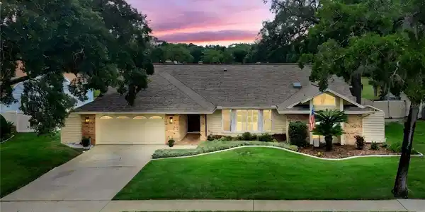2418 SWEETWATER CC PLACE DRIVE