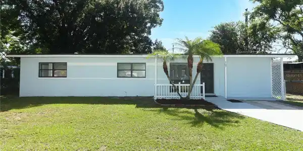 707 N SOLANDRA DRIVE
