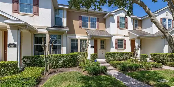 7010 BROOMSHEDGE TRAIL