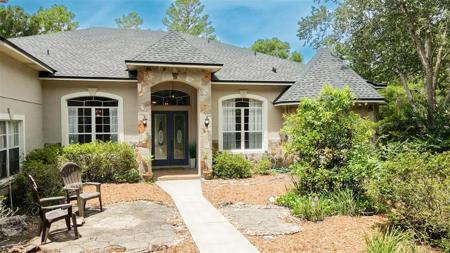 700 VALLEY STREAM DRIVE