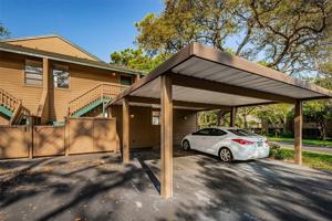 1102 LENNOX W