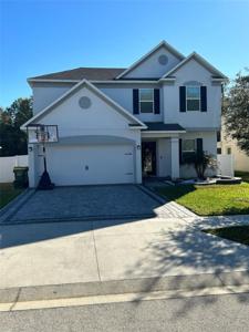 2121 AMOR WAY