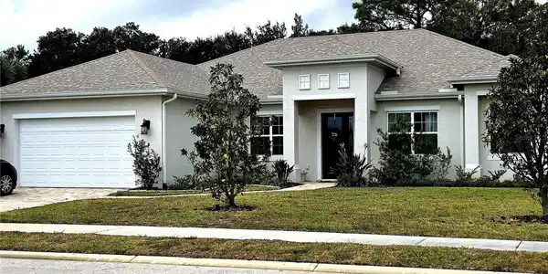 6 PARKVIEW CIRCLE
