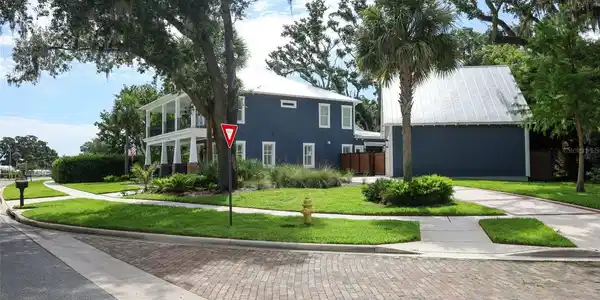 Image 4 Image 4