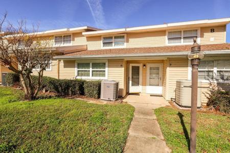 11001 SE SUNSET HARBOR ROAD