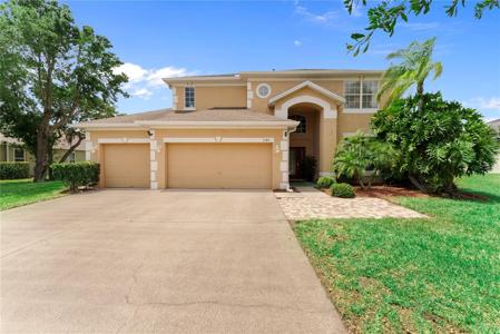 3149 TWISTED OAK LOOP