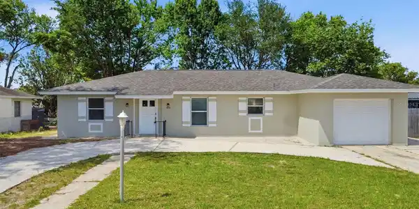 2852 ENGLISH DRIVE