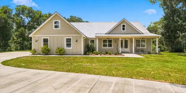 32 N SHADOW WOOD DRIVE