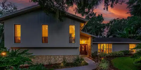 3282 HICKORY
