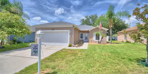 5621 FOREST RIDGE DRIVE