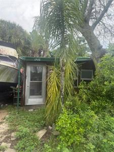 1702 HOLIDAY DRIVE