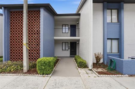 7 ESCONDIDO CIRCLE