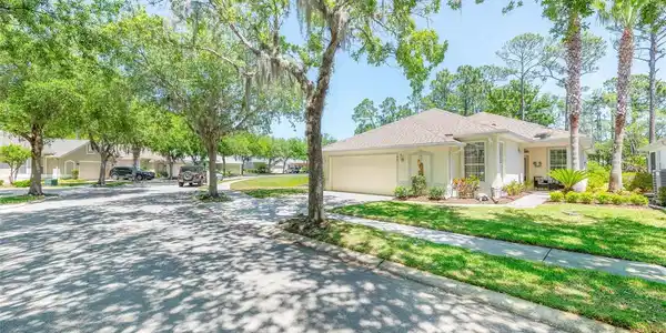 94 W WATERSIDE PARKWAY