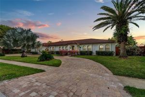 135 SPRINGWOOD