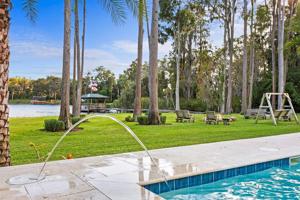 16705 LAKE EVELAND