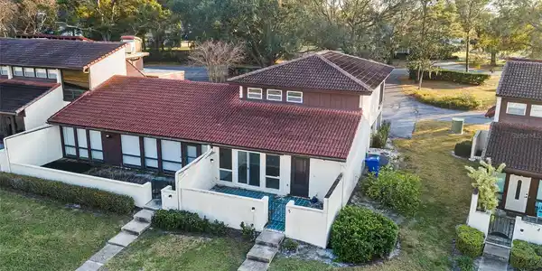 5 LOMA LINDA