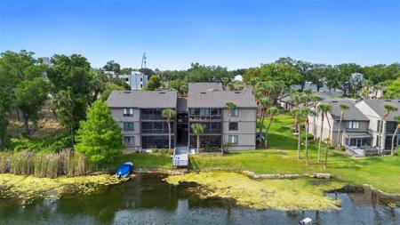 652 LAKE VILLAS DRIVE