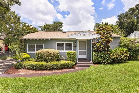 811 BRIERCLIFF DRIVE