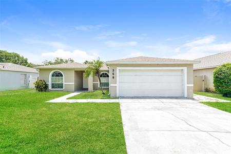 358 LAKE DAISY CIRCLE