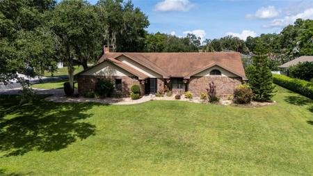 41 LAKE ELOISE LANE