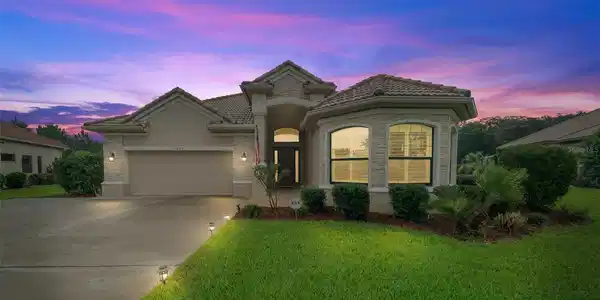 1041 N HUNT CLUB DRIVE