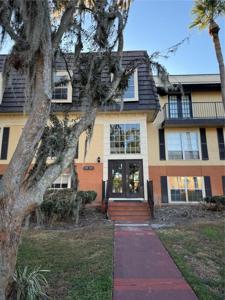 4136 VERSAILLES DRIVE