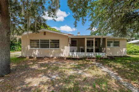 208 LAKE DALE DR