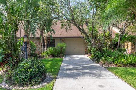 9942 LAKE SEMINOLE DRIVE W