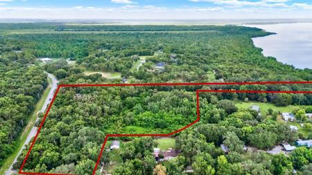 15504 LAKE APOPKA RD